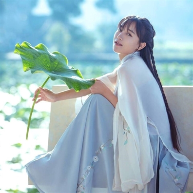 Vì sao nhan sắc không nổi bật nhưng cô gái này lại được gọi là 'tiên nữ đồng quê'? Vi sao nhan sac khong noi bat nhung co gai nay lai duoc goi la 'tien nũ dòng que'?