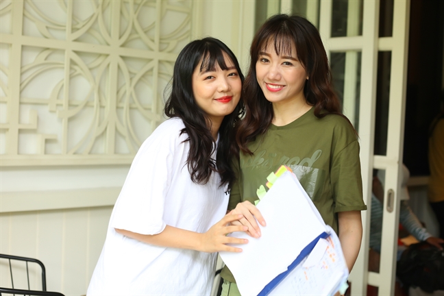 Hari Won chuyển tiền giúp đỡ người từng mua gạo 'cứu đói' cả gia đình mình Hari Won chuyen tien giup do nguoi tung mua gao 'cuu doi' ca gia dinh minh