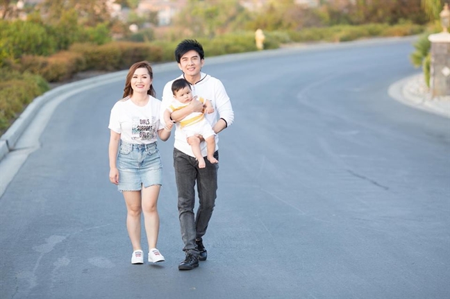 Đọ nhan sắc những bà vợ doanh nhân của sao Việt Do nhan sac nhung ba vo doanh nhan cua sao Viet