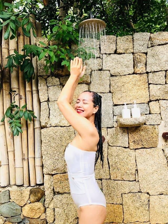 Ngỡ ngàng với body quyến rũ của dàn sao Vbiz U50 Ngo ngang voi body quyen ru cua dan sao Vbiz U50
