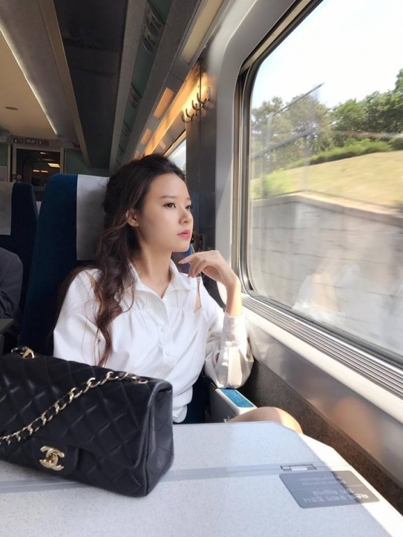 Midu và loạt bất động sản trị giá hàng chục tỷ đồng ở tuổi 30 Midu va loat bat dong san tri gia hang chuc ty dong o tuoi 30