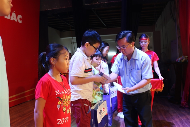 1.574 người tham gia hiến máu cứu người 1.574 nguoi tham gia hien mau cuu nguoi