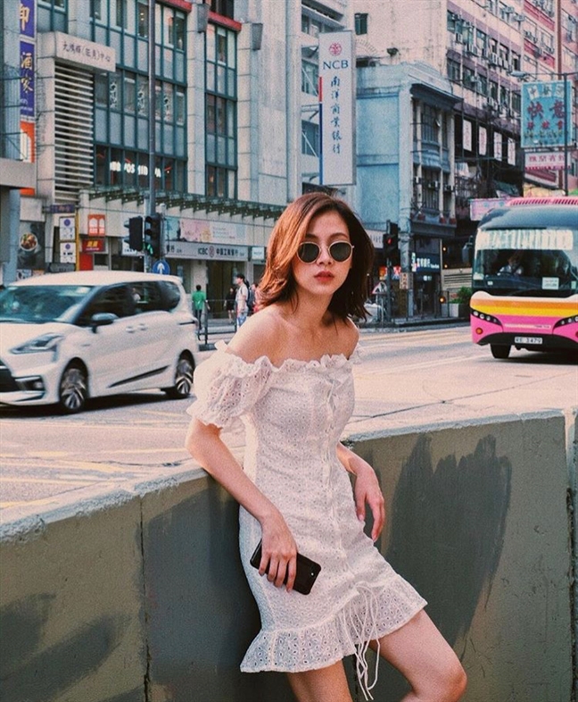 Thời trang cực chất của Nira và 'chú Chad' trong 'Chiếc lá cuốn bay' Thoi trang cuc chat cua Nira va 'chu Chad' trong 'Chiec la cuon bay'