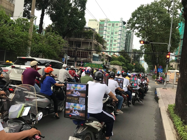 Fan của Sơn Tùng M-TP nhiều tiền hay ít tiền? Fan cua Son Tung M-TP nhieu tien hay it tien?
