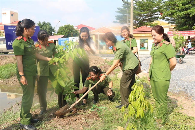 Nhiều hoạt động thiết thực hướng đến ngày Thương binh - liệt sĩ Nhieu hoat dong thiet thuc huong den ngay Thuong binh - liet si