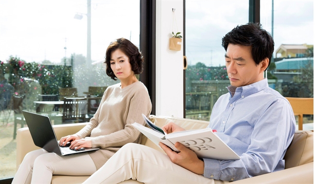 Bình tĩnh sống rồi hạnh phúc sẽ gõ cửa Binh tinh song roi hanh phuc se go cua