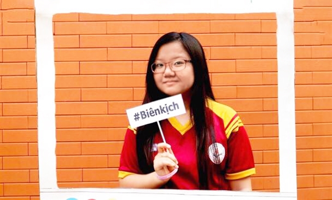 Thí sinh duy nhất đạt điểm 10 môn sử của TP.HCM mơ thành giáo viên dạy văn Thi sinh duy nhat dat diem 10 mon su cua TP.HCM mo thanh giao vien day van
