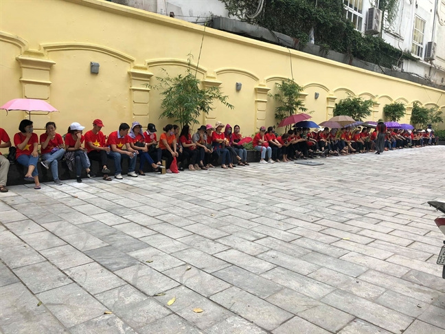 Hàng trăm giáo viên nguy cơ thất nghiệp vì xét tuyển có cũng như không Hang tram giao vien nguy co that nghiep vi xet tuyen co cung nhu khong