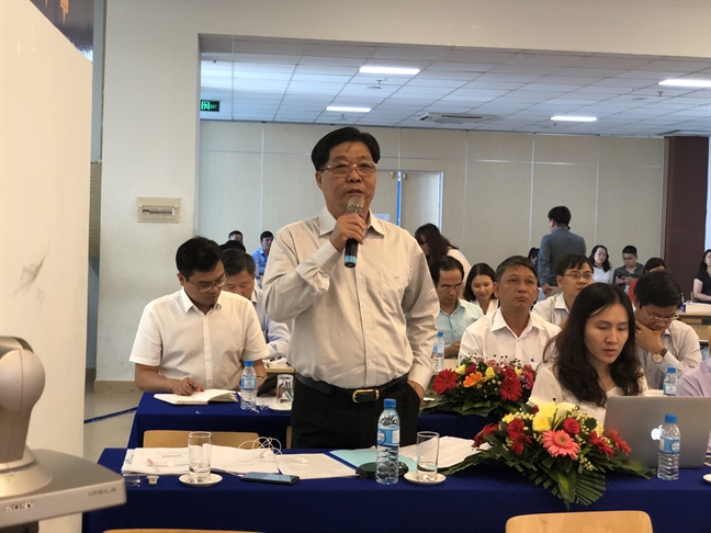 Gọi dư bị 'tuýt còi', gọi đủ sợ thiếu chỉ tiêu, đại học "đòi" tuyển vượt Goi du bi 'tuyt coi', goi du so thieu chi tieu, dai hoc