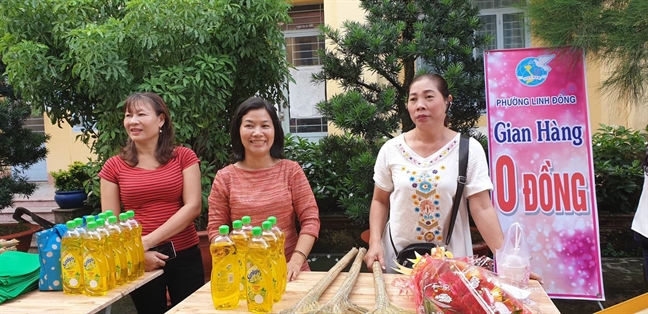 Phiên chợ 0 đồng cho người lao động nghèo Phien cho 0 dong cho nguoi lao dong ngheo