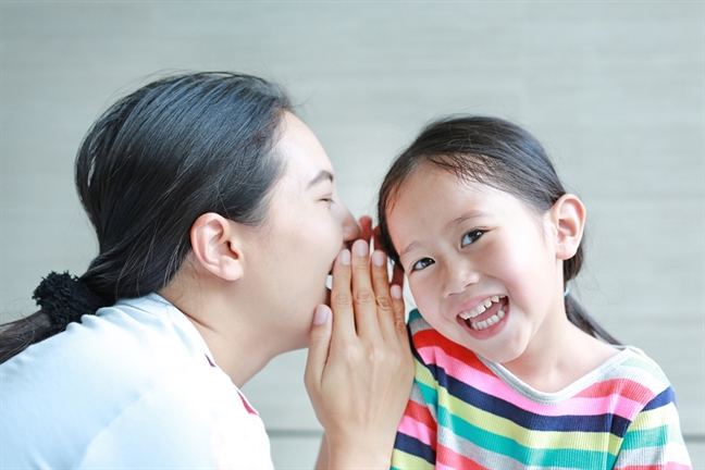 Làm bạn với con dễ hay khó? Lam ban voi con de hay kho?
