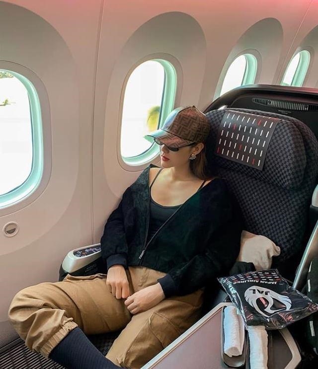 Minh Hằng: Đại gia tuổi 32 Minh Hang: Dai gia tuoi 32