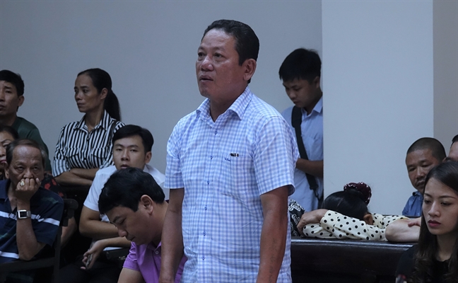 Vai trò của BQL chợ Long Biên nằm ở đâu sau phiên tòa xử Hưng 'kính'? Vai tro cua BQL cho Long Bien nam o dau sau phien toa xu Hung 'kinh'?