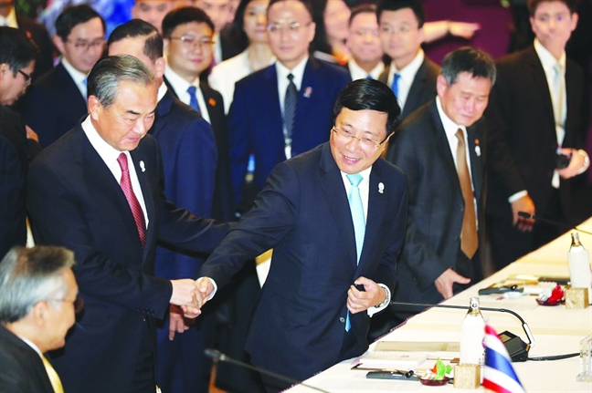 Biển Đông: Lợi ích quốc gia không thể đoạt bằng cách đe nẹt Bien Dong: Loi ich quoc gia khong the doat bang cach de net