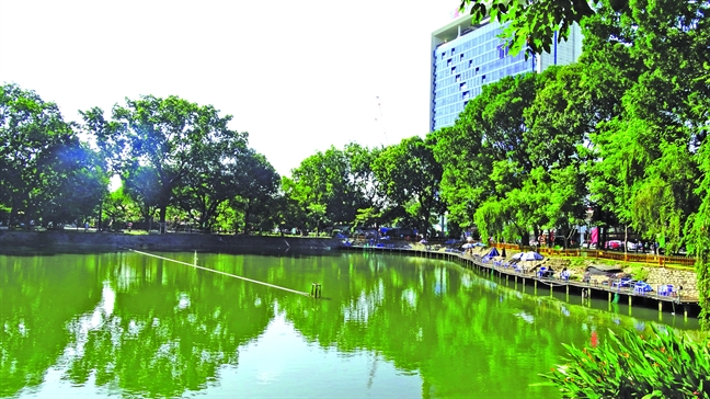 Chống ngập cho Sài Gòn: Hồ có sẵn không xài, bỏ cả đống tiền xây mới! Chong ngap cho Sai Gon: Ho co san khong xai, bo ca dong tien xay moi!