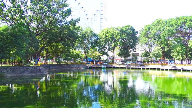 Chống ngập cho Sài Gòn: Hồ có sẵn không xài, bỏ cả đống tiền xây mới! Chong ngap cho Sai Gon: Ho co san khong xai, bo ca dong tien xay moi!