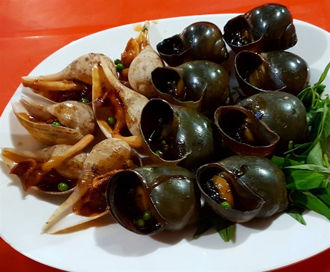 Quán nướng ‘núp lùm’ ở đường Phan Đăng Lưu, món thì ít mà phải ăn rõ nhiều Quan nuong ‘nup lum’ o duong Phan Dang Luu, mon thi it ma phai an ro nhieu