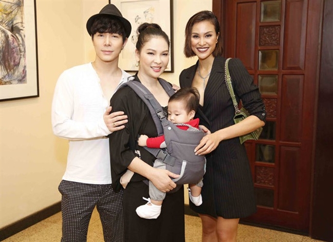 Sinh con ở tuổi U50: Làm mẹ không bao giờ là muộn Sinh con o tuoi U50: Lam me khong bao gio la muon