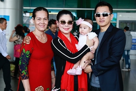 Sinh con ở tuổi U50: Làm mẹ không bao giờ là muộn Sinh con o tuoi U50: Lam me khong bao gio la muon