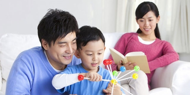 Ồn ào nhà ca sĩ Thu Thủy - Kin Nguyễn: Làm cha dượng không hề dễ hơn làm mẹ ghẻ On ao nha ca si Thu Thuy - Kin Nguyen: Lam cha duong khong he de hon lam me ghe