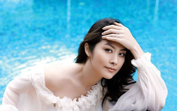 Đường tình duyên, hôn nhân trái ngược của các ngôi sao ca nhạc lừng lẫy châu Á Duong tinh duyen, hon nhan trai nguoc cua cac ngoi sao ca nhac lung lay chau A