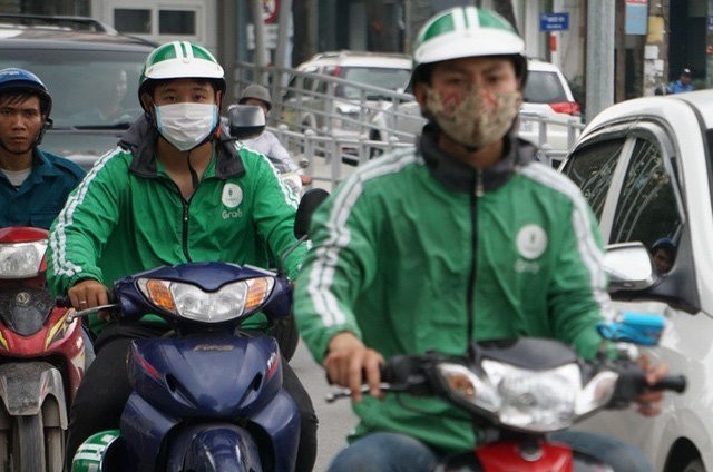 Đau đầu khi con tốt nghiệp đại học chỉ đòi chạy xe ôm công nghệ Dau dau khi con tot nghiep dai hoc chi doi chay xe om cong nghe