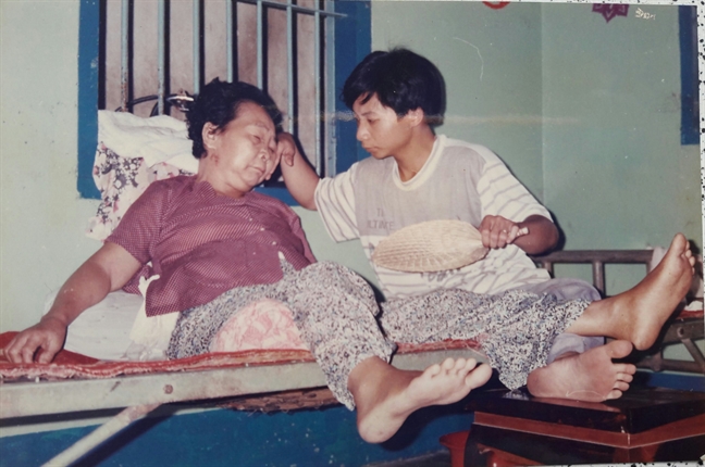 'Tôi đau đớn mất mẹ nên mong giúp nhiều bệnh nhân được sống' 'Toi dau don mat me nen mong giup nhieu benh nhan duoc song'