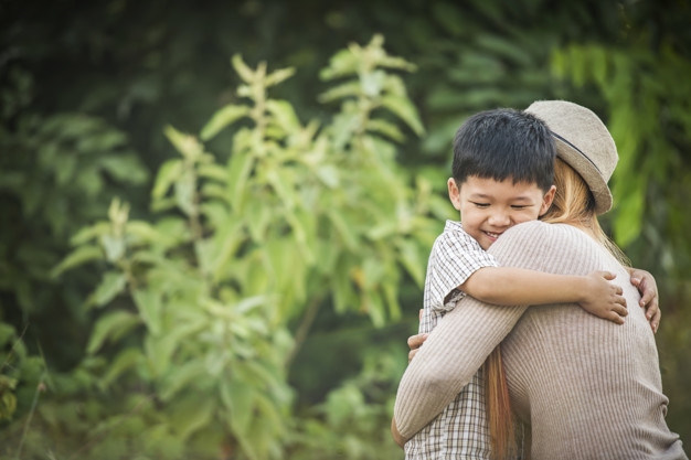 Vì cô độc quá nên thèm làm mẹ đơn thân Vi co doc qua nen them lam me don than