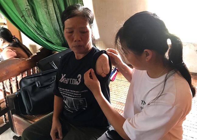 Ngậm ngùi với ý định đóng khung giấy báo trúng tuyển của cô học trò nghèo Ngam ngui voi y dinh dong khung giay bao trung tuyen cua co hoc tro ngheo
