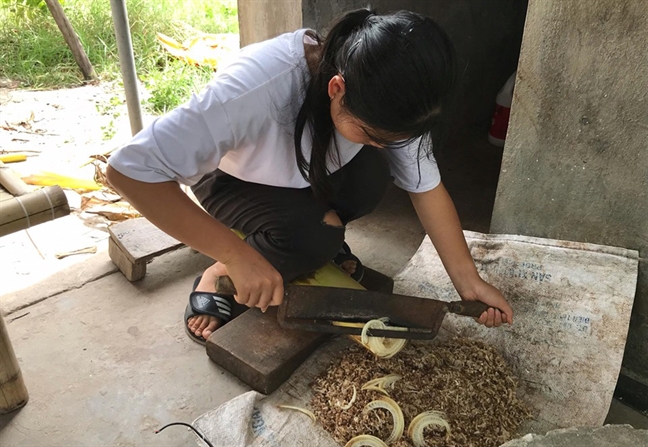 Ngậm ngùi với ý định đóng khung giấy báo trúng tuyển của cô học trò nghèo Ngam ngui voi y dinh dong khung giay bao trung tuyen cua co hoc tro ngheo