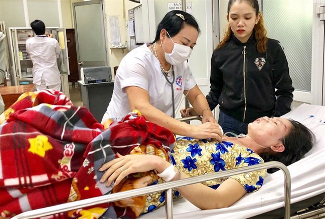Vì sao người phụ nữ bị sét đánh mà vẫn sống? Vi sao nguoi phu nu bi set danh ma van song?