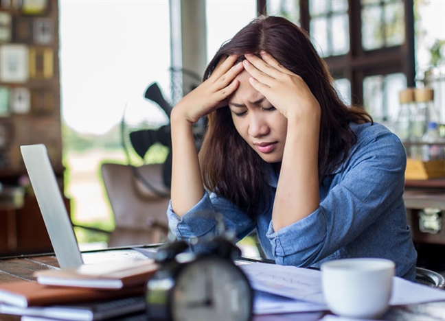 Vợ vay tiền, chồng không hề biết, bỗng dưng bị đòi nợ Vo vay tien, chong khong he biet, bong dung bi doi no