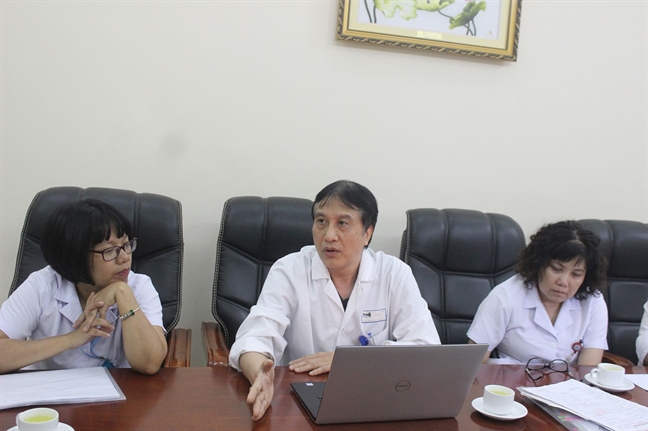 Bệnh nhân tố Bệnh viện Việt Đức mổ sỏi thận, cắt phăng cả quả thận trái Benh nhan to Benh vien Viet Duc mo soi than, cat phang ca qua than trai