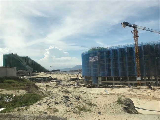 Hơn 5.000 căn Condotel xây trái phép suốt 2 năm giữa thành phố Cam Ranh Hon 5.000 can Condotel xay trai phep suot 2 nam giua thanh pho Cam Ranh