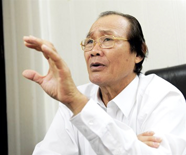 Chúng ta yêu hòa bình, nhưng lịch sử cũng chứng minh dân tộc ta chưa bao giờ đầu hàng Chung ta yeu hoa binh, nhung lich su cung chung minh dan toc ta chua bao gio dau hang