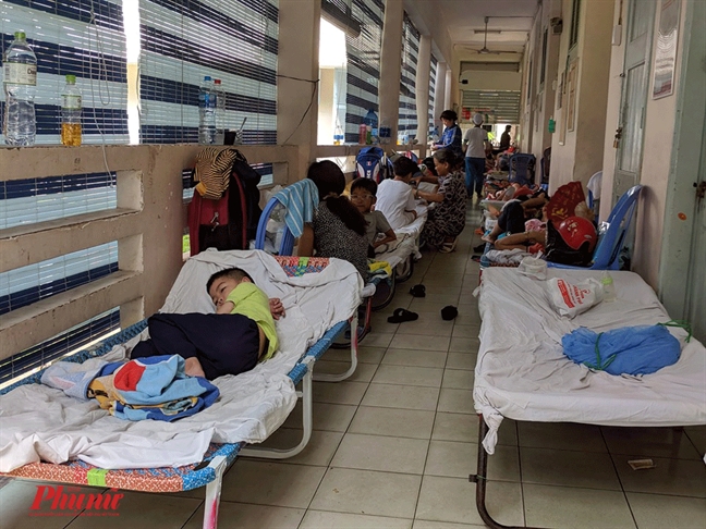 Bệnh viện Nhi Đồng 2 sử dụng que xét nghiệm sốt xuất huyết chưa được lưu hành? Benh vien Nhi Dong 2 su dung que xet nghiem sot xuat huyet chua duoc luu hanh?