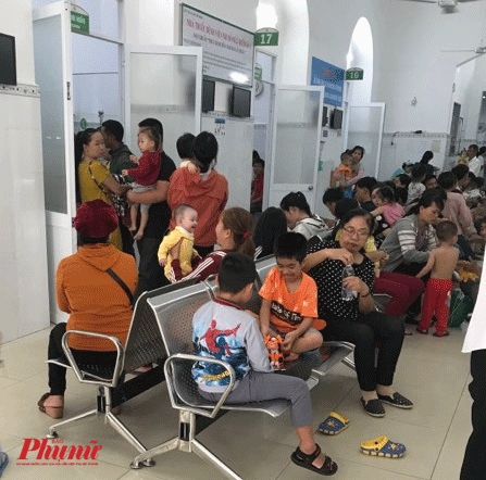 Bệnh viện Nhi Đồng 2 sử dụng que xét nghiệm sốt xuất huyết chưa được lưu hành? Benh vien Nhi Dong 2 su dung que xet nghiem sot xuat huyet chua duoc luu hanh?