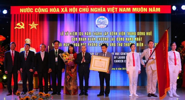 Bệnh viện Trung ương Huế hoan hỉ với 900 ca ghép tạng thành công Benh vien Trung uong Hue hoan hi voi 900 ca ghep tang thanh cong