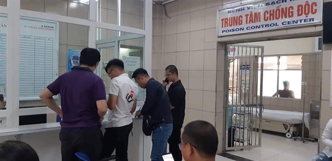 Hàng loạt bệnh nhân tới khám sau vụ cháy Công ty Rạng Đông, Bệnh viện Bạch Mai nói gì? Hang loat benh nhan toi kham sau vu chay Cong ty Rang Dong, Benh vien Bach Mai noi gi?