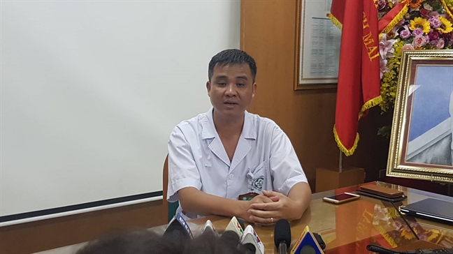 Hàng loạt bệnh nhân tới khám sau vụ cháy Công ty Rạng Đông, Bệnh viện Bạch Mai nói gì? Hang loat benh nhan toi kham sau vu chay Cong ty Rang Dong, Benh vien Bach Mai noi gi?