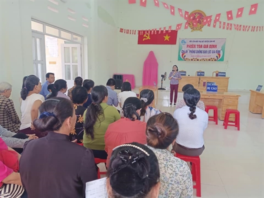 Cố ý gây thương tích người thân: phạm luật và phải chịu tù tội Co y gay thuong tich nguoi than: pham luat va phai chiu tu toi