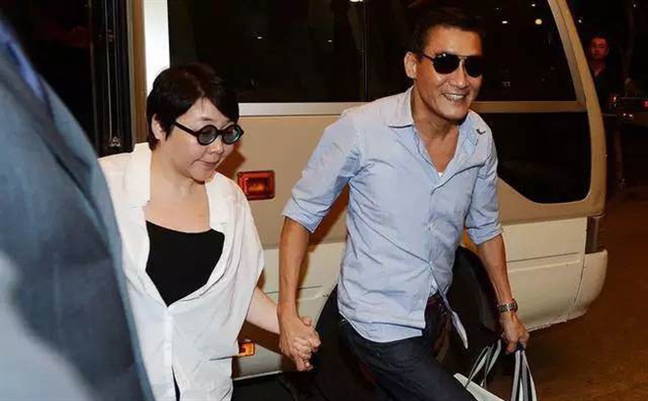 Lương Gia Huy: ‘Vợ tôi đẹp nhất thế giới’ Luong Gia Huy: ‘Vo toi dep nhat the gioi’