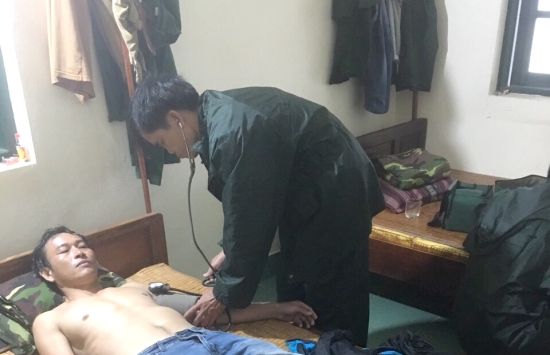 Mưa lớn kéo dài, nhiều vùng ở Quảng Trị ngập sâu, sạt lở Mua lon keo dai, nhieu vung o Quang Tri ngap sau, sat lo