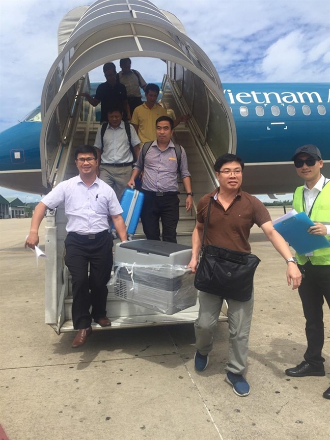 Cùng lúc thực hiện 2 ca ghép tạng cho bệnh nhân ở Huế từ người hiến ở Hà nội Cung luc thuc hien 2 ca ghep tang cho benh nhan o Hue tu nguoi hien o Ha noi