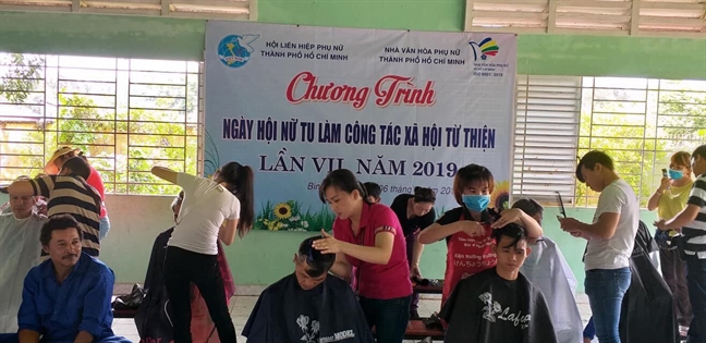 Tấm lòng của phố gửi miền xa Tam long cua pho gui mien xa