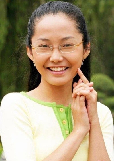 Hạnh cận trong ‘Kính vạn hoa’ thay đổi ra sao sau 15 năm? Hanh can trong ‘Kinh van hoa’ thay doi ra sao sau 15 nam?