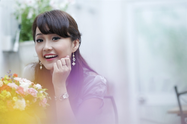 Hạnh cận trong ‘Kính vạn hoa’ thay đổi ra sao sau 15 năm? Hanh can trong ‘Kinh van hoa’ thay doi ra sao sau 15 nam?