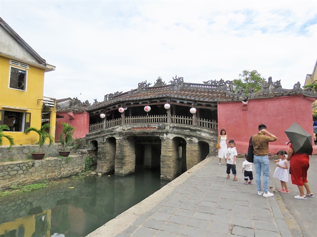 Chùa Cầu, sắp... chết lâm sàng vẫn loay hoay thuốc chữa Chua Cau, sap... chet lam sang van loay hoay thuoc chua