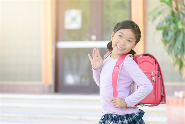 Bác xe ôm say xỉn thích quờ tay ra sau Bac xe om say xin thich quo tay ra sau