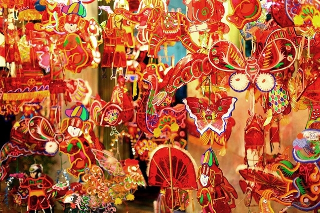 'Tay chơi' mùa Trung thu 'Tay choi' mua Trung thu